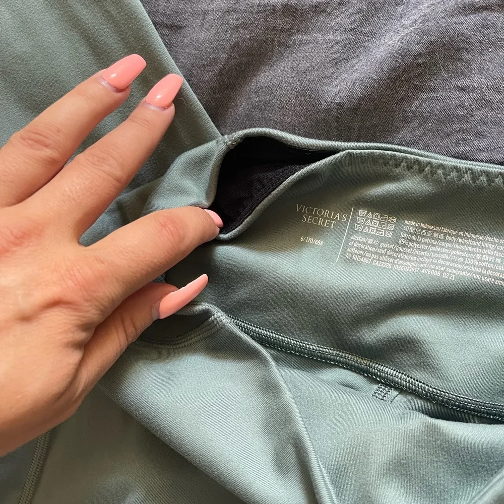 VS Sea Green Leggings - Picture 4 of 11